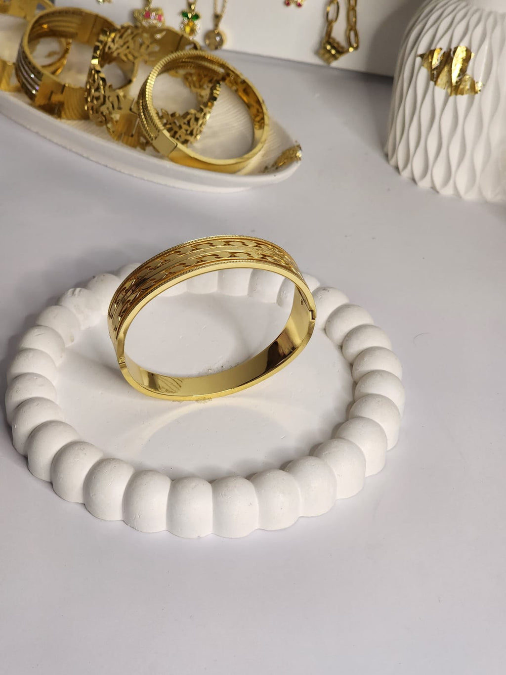 Chain Engraved Bangle
