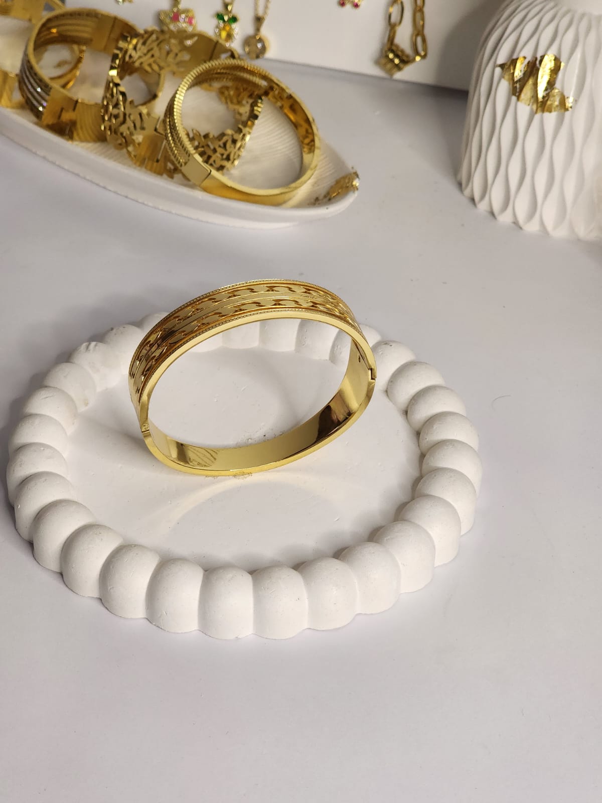 Chain Engraved Bangle
