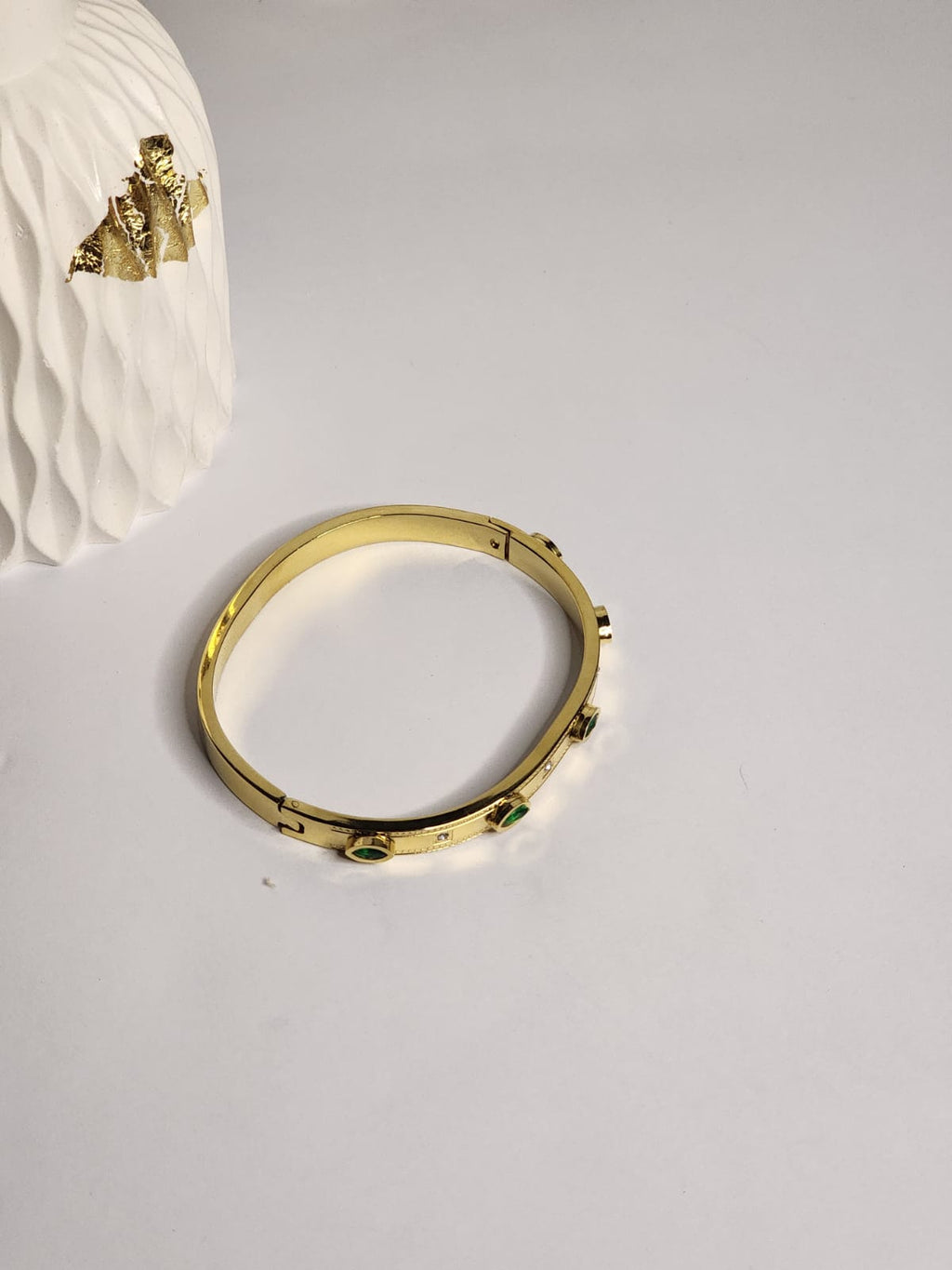 Emerald Stone Studded Bangle