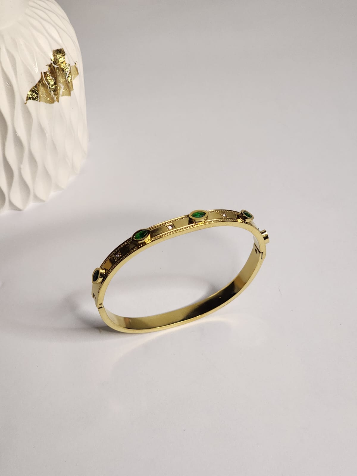 Emerald Stone Studded Bangle