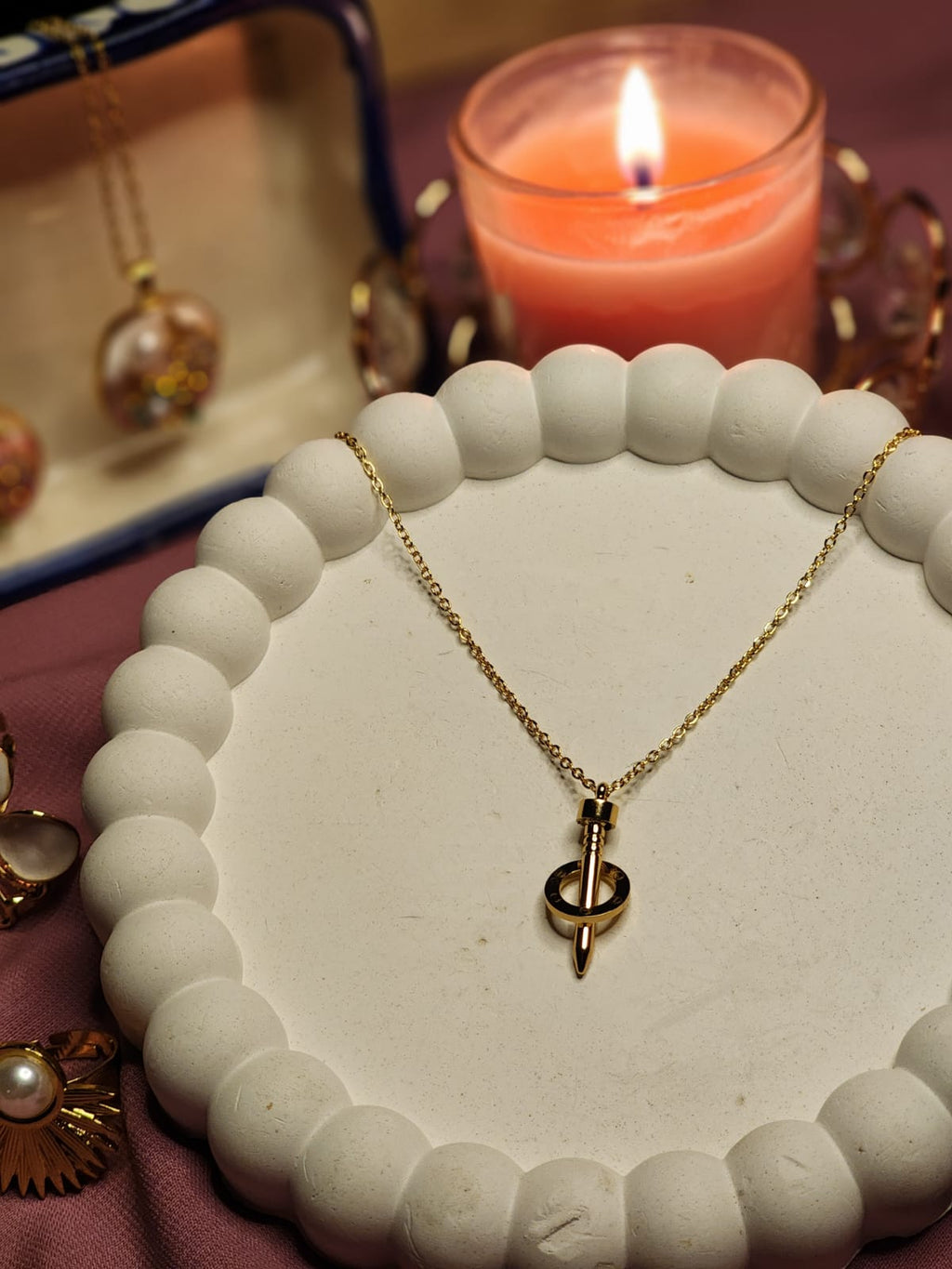 Nail Loop Necklace