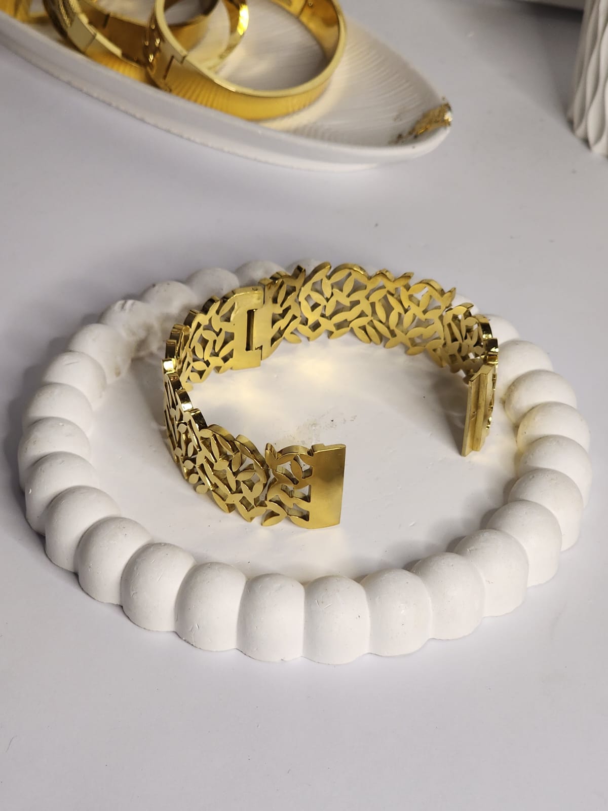 Arabic Calligraphy Cutout Bangle